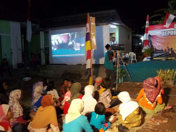 big sgreen TV MANSABA