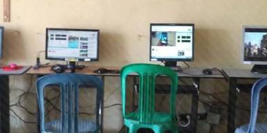 Untuk Warnet, ANIKA mengcloning Komputer untuk menghemat biaya